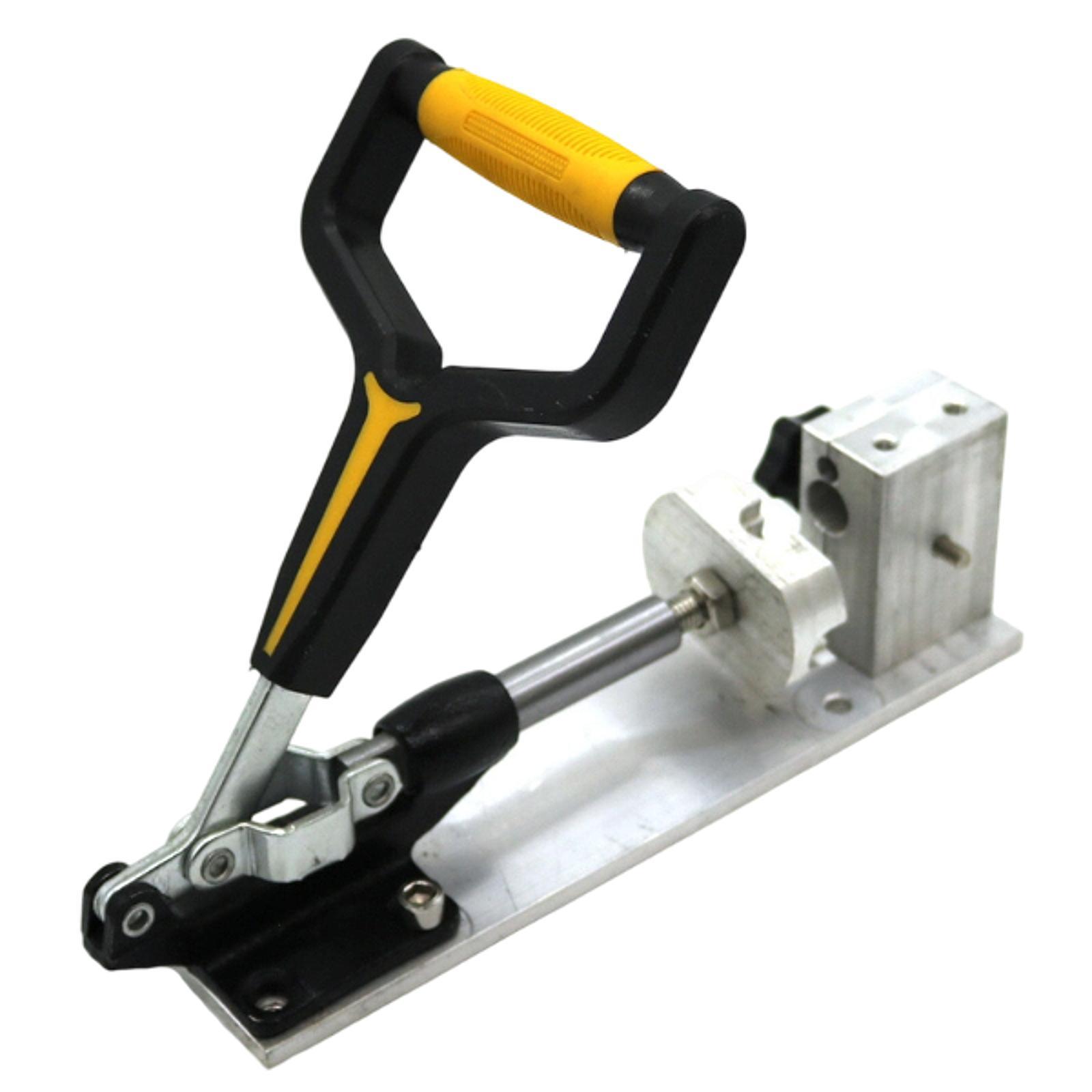Car Workshop Tools Equipment - 頑丈な金属管取り付け装置 自動車用フレキシブル尿素パイプツール 車両整備工場用後加工尿素パイプツール